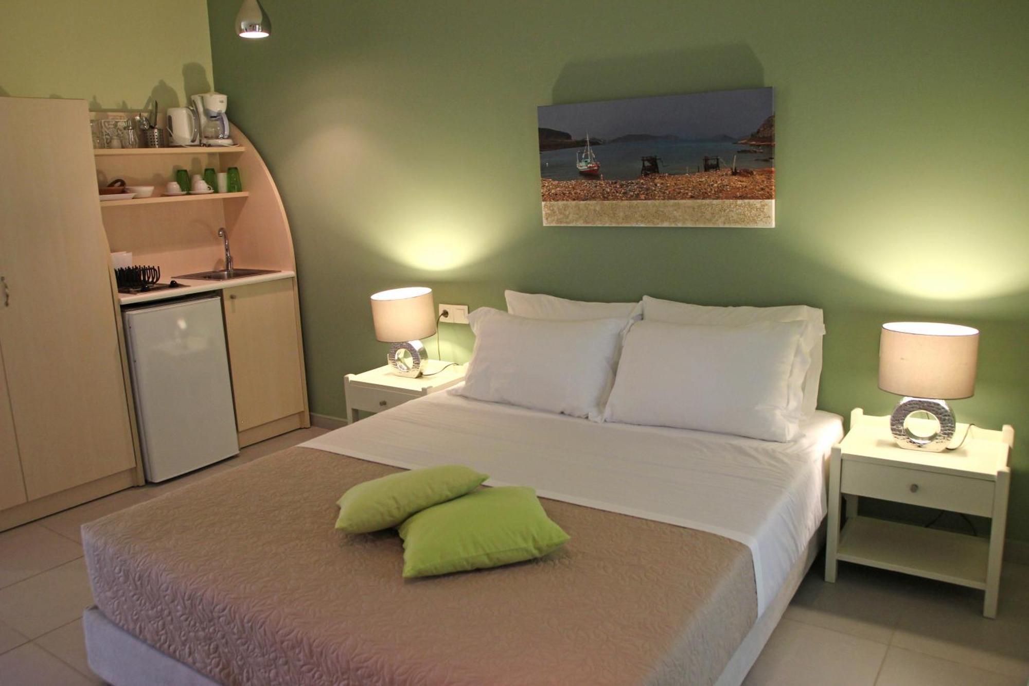 Effi Apartments ปลาเตเนียส ห้อง รูปภาพ