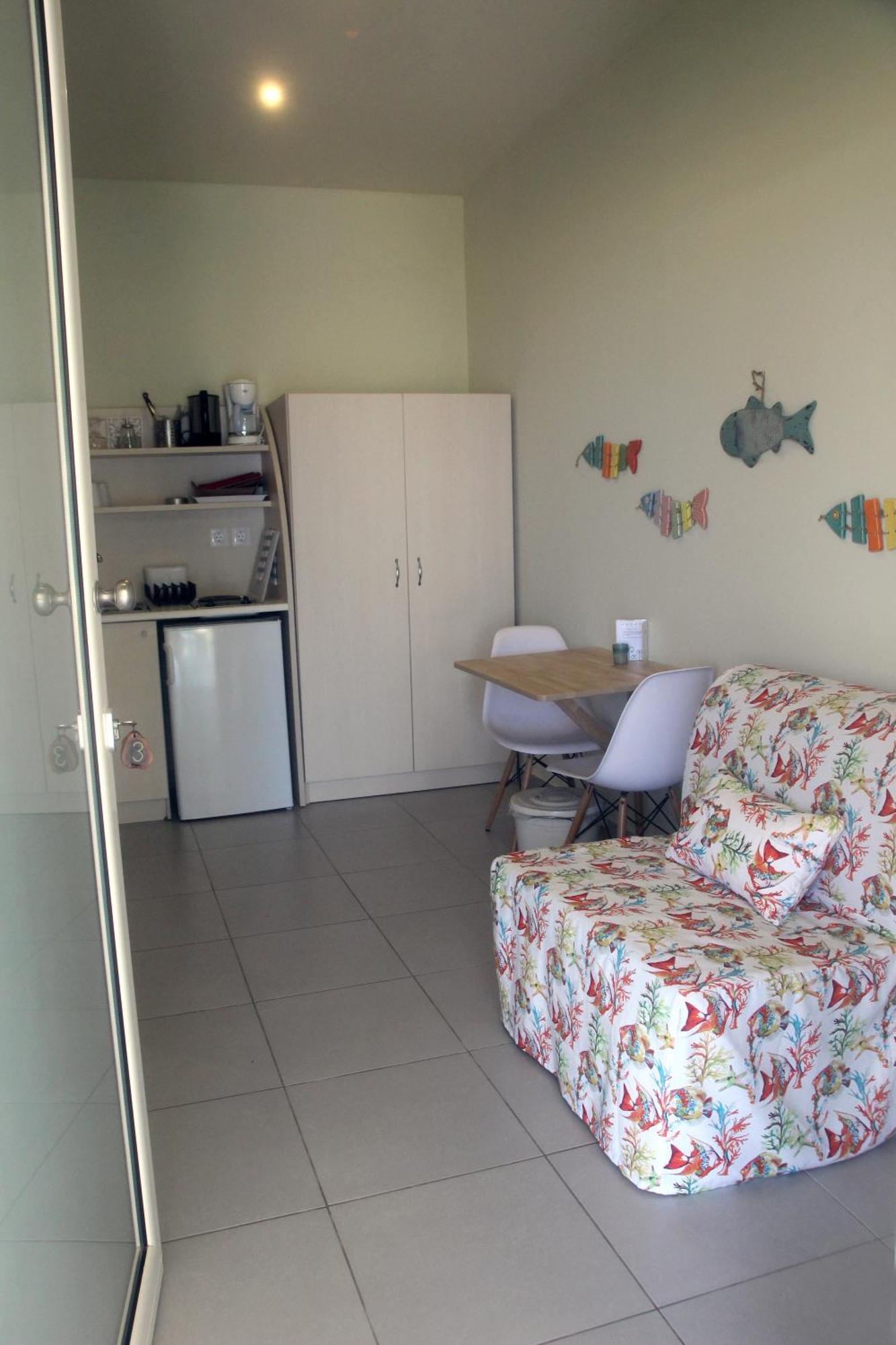 Effi Apartments ปลาเตเนียส ห้อง รูปภาพ