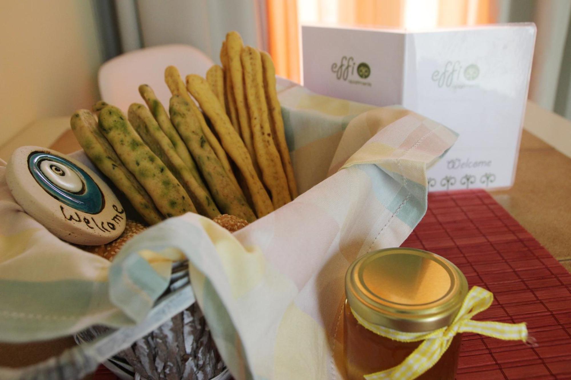 Effi Apartments ปลาเตเนียส ห้อง รูปภาพ