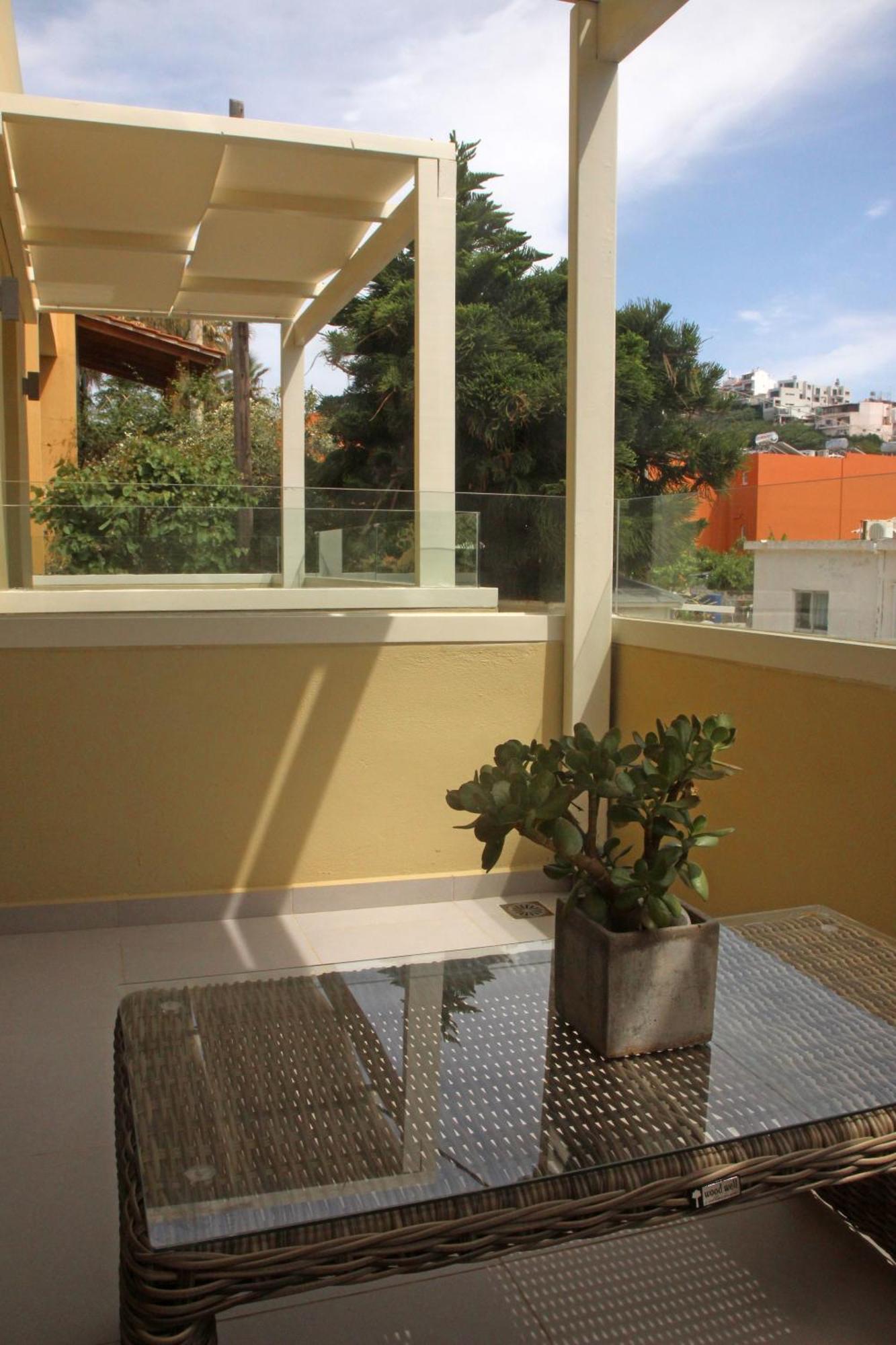 Effi Apartments ปลาเตเนียส ภายนอก รูปภาพ